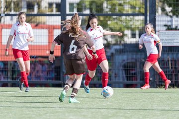 Bild 27 - wBJ St. Pauli - Walddoerfer : Ergebnis: 1:11